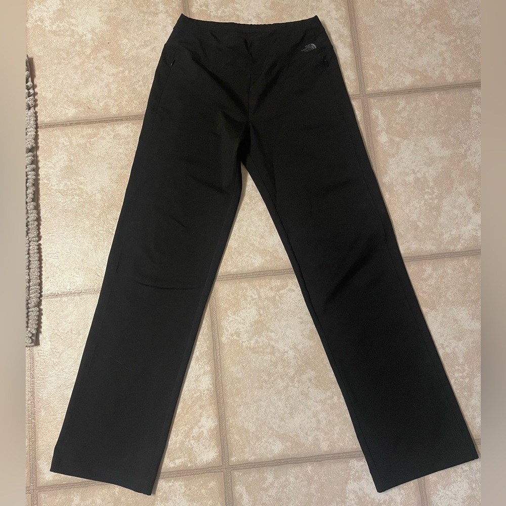 TNF (Lucy) Straight-Leg Pants